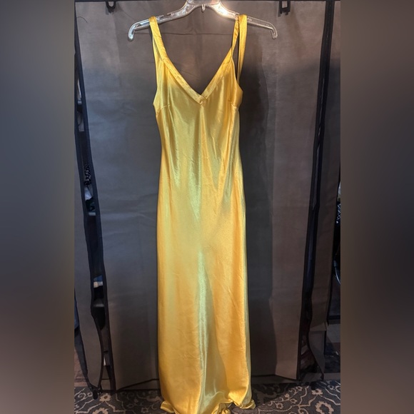 Lulus Dresses & Skirts - How to lose a guy in 10 days - yellow dress